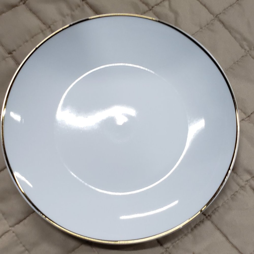 Threshold - 8" 4pk Stoneware Salad Plates Gold -  White with Gold Rim